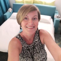 Angela Booth