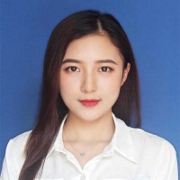 Julia Phạm