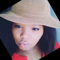 Akhona Zihlangu