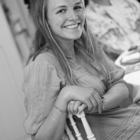 Thamar Isabel Van Den Bergen