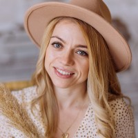 Anna Gavril