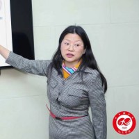 张小英