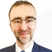 Dr Łukasz Fajfer