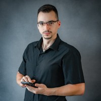 Aleks Haluzinski