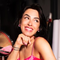 Inez Naomi Correa Alves