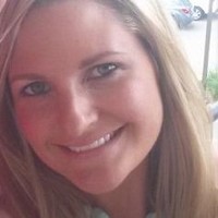 Ashley Plumb