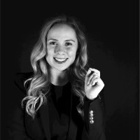 Alejandra Garza Perales