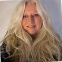 Christa Van Alphen