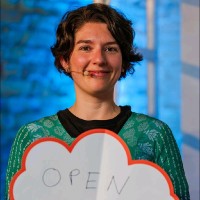 Dr. Anne-Sophie Waag