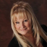 Sandra Wallace