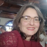 Rosa María Castresana