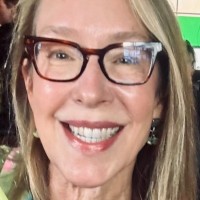 Holly Williams