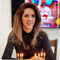 farnaz solhdoust