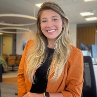 Juliana Pflueger De Farias
