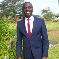 Gregory Mensah, (Ir)