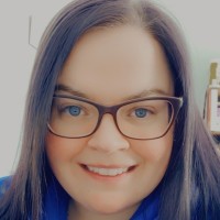 Colleen Knee, Bba, Cip
