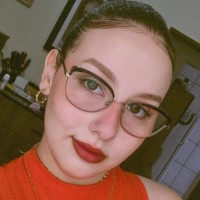Ana Beatriz Dos Santos