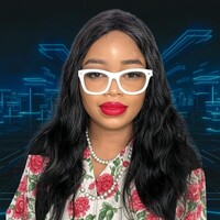 Qween Elizabeth Edwards