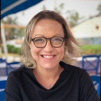 carola constantinιdou