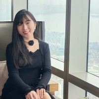 Van Anh Phung