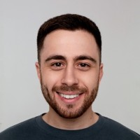 Lucas G.