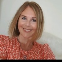 Jayne King