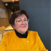 Carmen Gloria Hughes G.