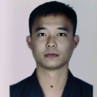 石成龙