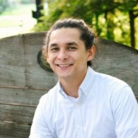 Ryan Stanza, Pe