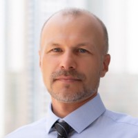 Alexander L.