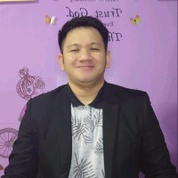 Christopher Dizon
