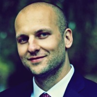 Lukasz S.