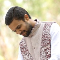 V Murali Krishna Nadadhuru