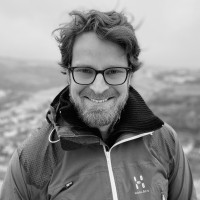 Andrew Edmondston-Low