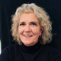 Edith B van Egdom