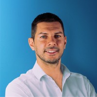 Enzo Lauria