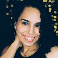 Fabíola Santos