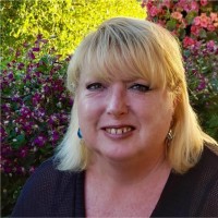 Shelley Carter