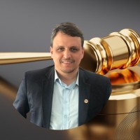 Dr. Leonardo Resende