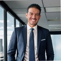 Robert Tellez