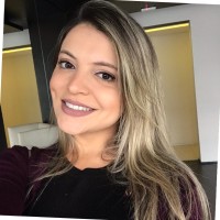 Larissa Gomides
