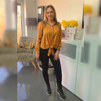 Sasha Staines
