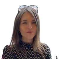 Sandra Abad-Bataller