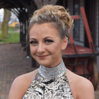 Lindsay Crouse