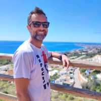 Claudio J M