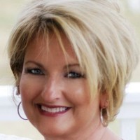 Tina Kellow