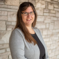Laurie Holt