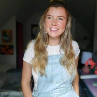 Maggie Mcmillan