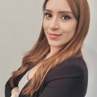 Elizabeth Cruz