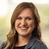 Laura Peterson, Aia, Alep